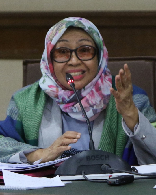 Ekspresi mantan Kepala BPKAD Kota Kendari saat jalani sidang lanjutan