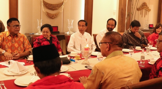 Pertemuan Jokowi dan pimpinan parpol pilih Ma'ruf Amin cawapres