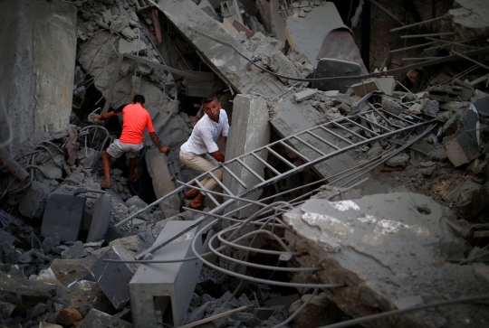 Reruntuhan Jalur Gaza usai dibombardir militer Israel