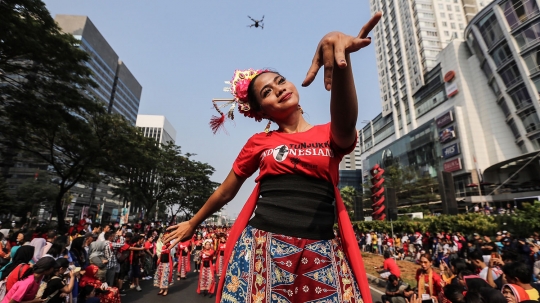 Aksi ribuan penari sambut HUT Kemerdekaan RI dan Asian Games