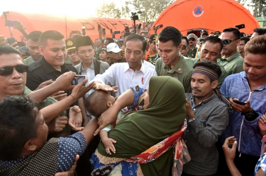 Jokowi jenguk korban gempa Lombok