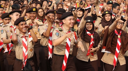 Ratusan warga napak tilas kemerdekaan RI di Tugu Proklamasi