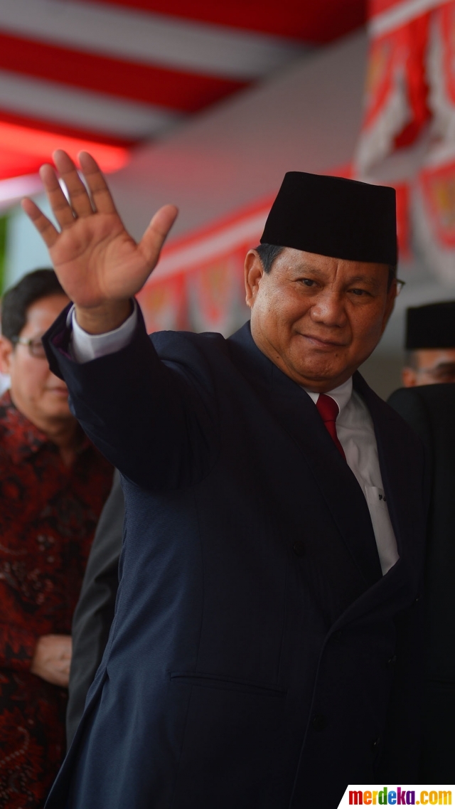 Foto : Prabowo dan Sandiaga hadiri upacara HUT ke-73 RI di Universitas Bung Karno| merdeka.com