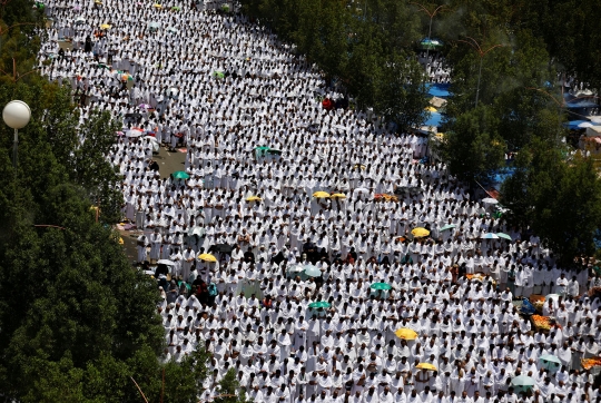 Penampakan jutaan jemaah haji wukuf di Arafah