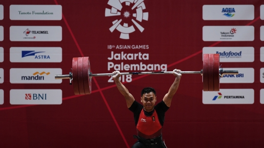 Raih emas, begini aksi atlet Eko Yuli Irawan saat angkat besi