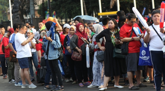 Ribuan suporter Indonesia serbu Istora Senayan