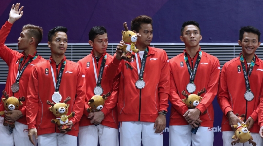 Gagal atasi China, tim bulutangkis putra Indonesia raih perak