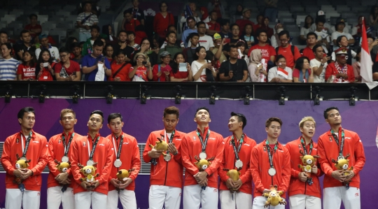 Aksi mati-matian tim bulutangkis putra Indonesia saat hadapi China