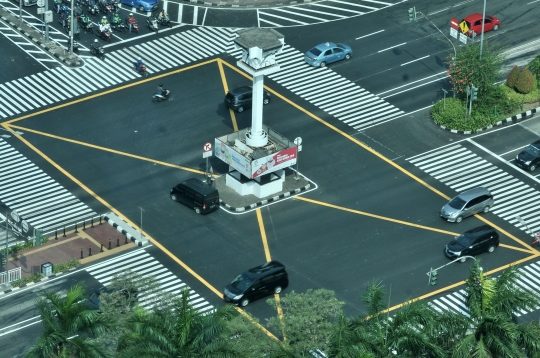 Wajah baru simpang jalan MH Thamrin-Sudirman yang semakin keren