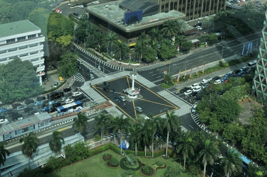 Wajah baru simpang jalan MH Thamrin-Sudirman yang semakin keren