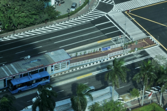 Wajah baru simpang jalan MH Thamrin-Sudirman yang semakin keren