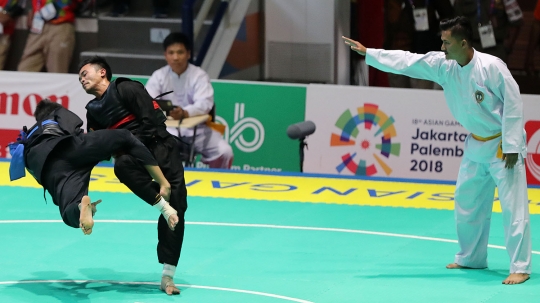 Dua pesilat Indonesia kembali masuk ke delapan besar