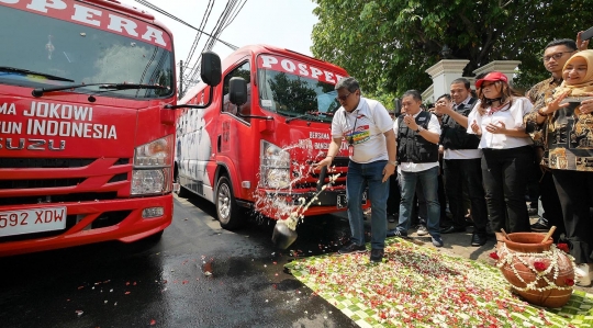 Relawan Jokowi-Ma'ruf Amin luncurkan 5 minibus pemenangan