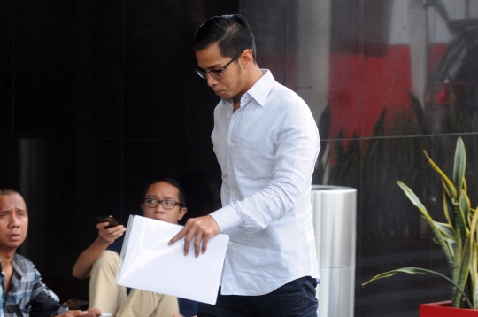 KPK periksa anak Setya Novanto terkait suap PLTU Riau-1