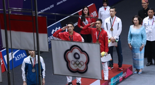 Aksi buka baju Jonatan Christie saat raih medali emas Asian Games