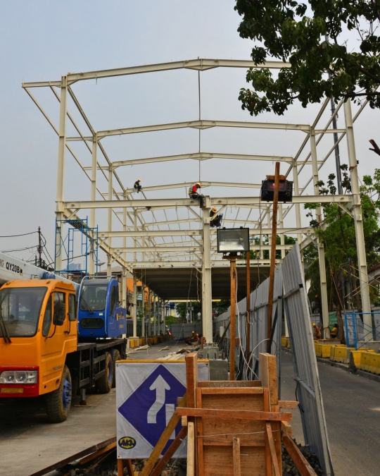 Pembangunan Skybridge Tanah Abang rampung Oktober 2018