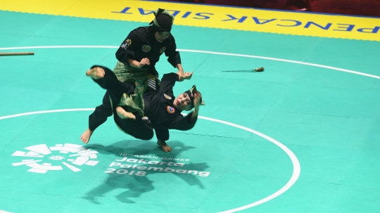 Pencak silat ganda putri Indonesia sumbang emas Asian Games 2018