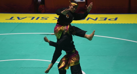 Pencak silat ganda putri Indonesia sumbang emas Asian Games 2018