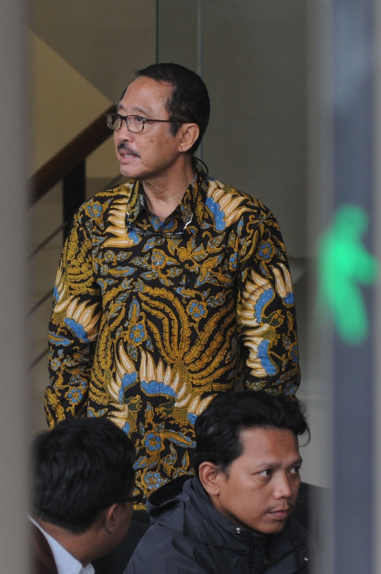 KPK periksa mantan Kepala BPPN I Putu Gede Ary Suta