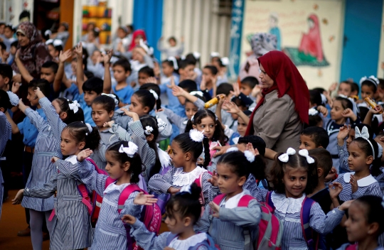 Keceriaan anak-anak Jalur Gaza di hari pertama sekolah