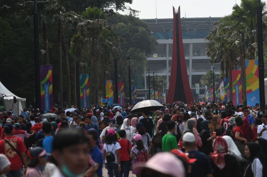 Ribuan warga padati GBK jelang penutupan Asian Games 2018