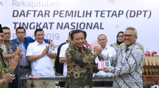 KPU gelar rapat pleno rekapitulasi DPT tingkat nasional