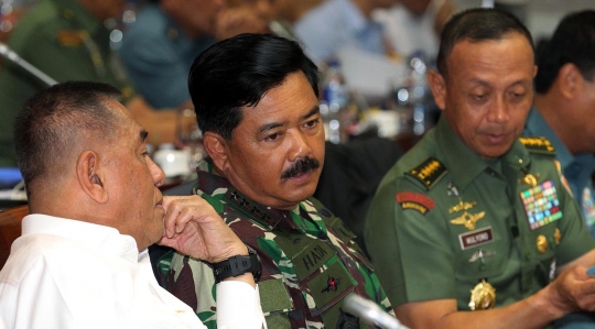 Menhan dan Panglima TNI rapat dengan Komisi I DPR