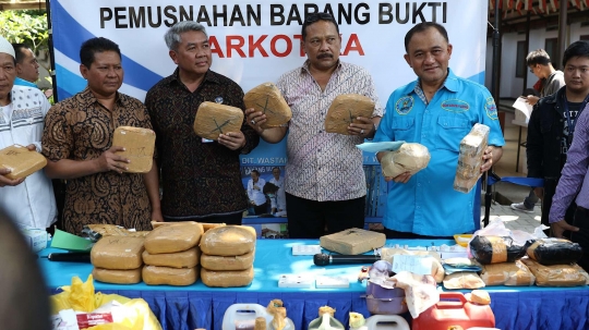 BNN musnahkan narkotika dari 10 kasus berbeda