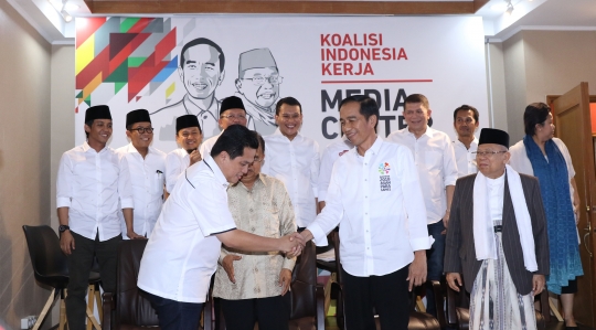 Jokowi umumkan formasi Tim Kampanye Nasional