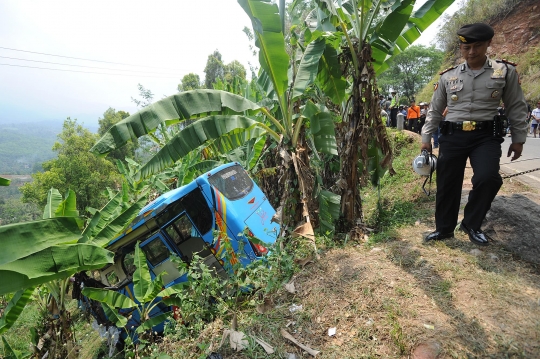 Penampakan bis yang tewaskan 21 penumpang di Sukabumi