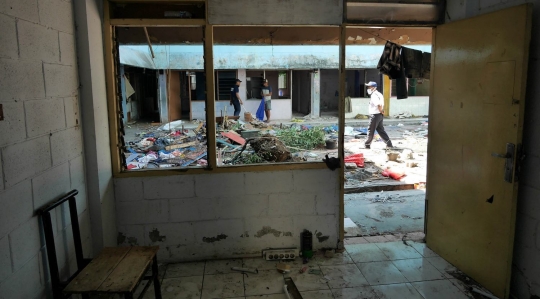 Melihat pembongkaran Rusun Karang Anyar yang akan direvitalisasi