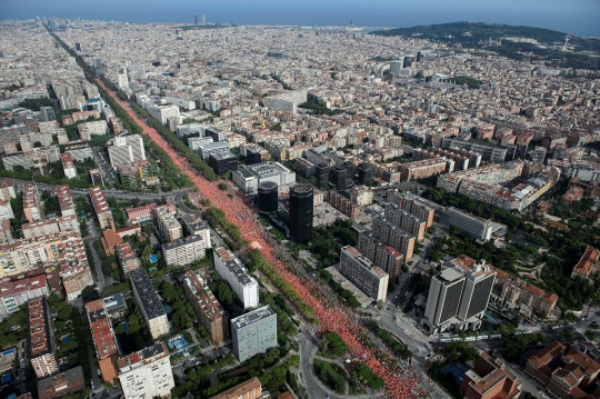 Jutaan warga Catalan tuntut kemerdekaan