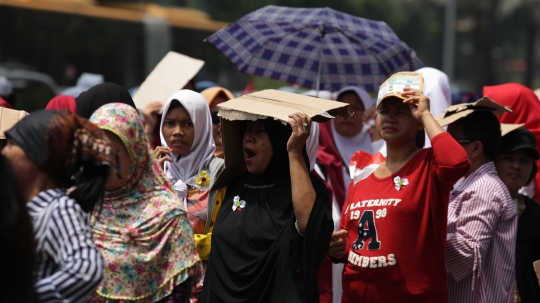 Demo emak-emak tolak dieksploitasi Sandiaga