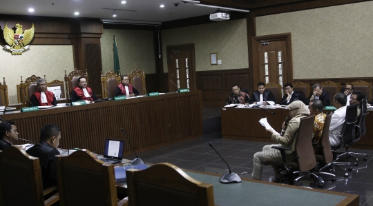 Dudy Jocom jalani sidang lanjutan terkait suap kampus IPDN