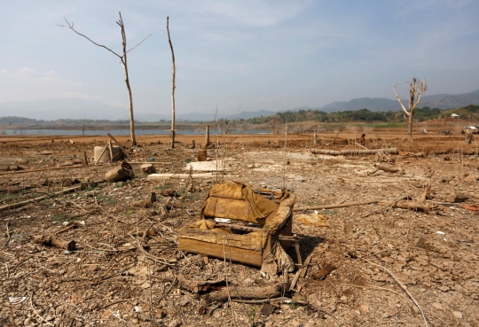 Melihat wajah Waduk Jatigede yang mengering