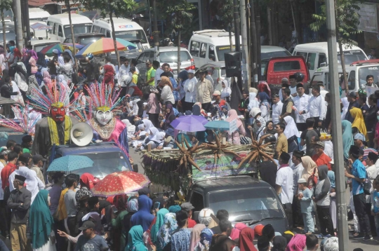 Pawai sambut MTQ ke-9 tingkat Kota Tangerang Selatan