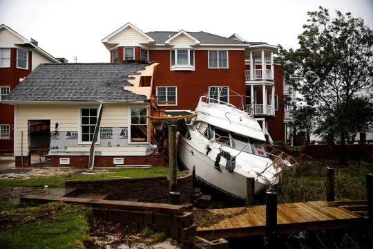 17 orang tewas setelah Badai Florence melanda Carolina Utara
