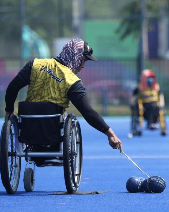 Atlet Para Games Indonesia cabor Lawn Bowls lakukan latihan dan adaptasi lapangan