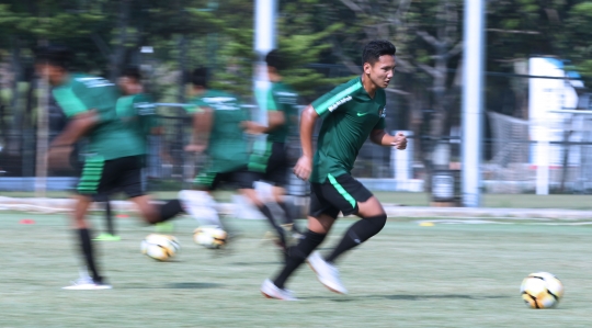 Timnas Indonesia U-19 latihan matangkan pola permainan