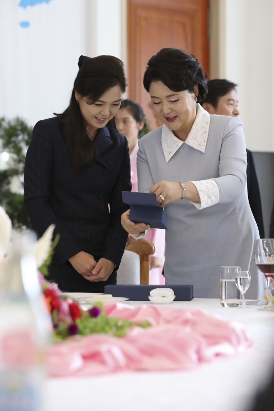 Mie dingin ini jadi menu makan siang Kim Jong Un dan Moon Jae-in di Pyongyang
