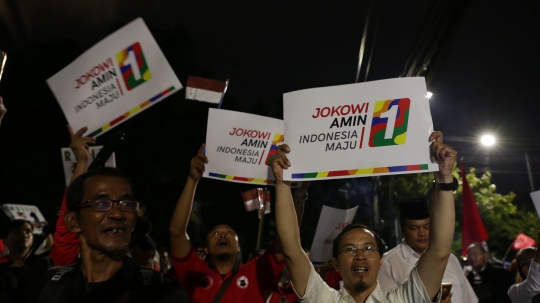 Usai dapat nomor urut, Prabowo-Sandiaga sapa pendukung