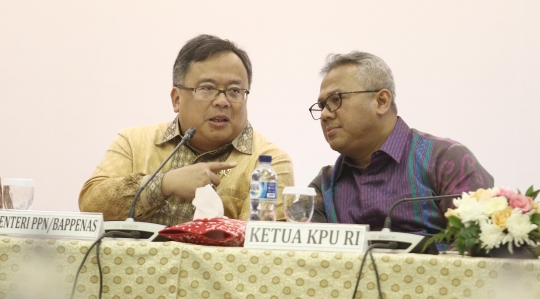 Bambang Brodjonegoro dan Ketua KPU Arief Budiman sampaikan RPJMN 2020-2025