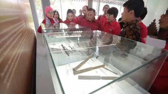 Tumbuhkan rasa kebangsaan, PDIP ajak caleg artis keliling museum