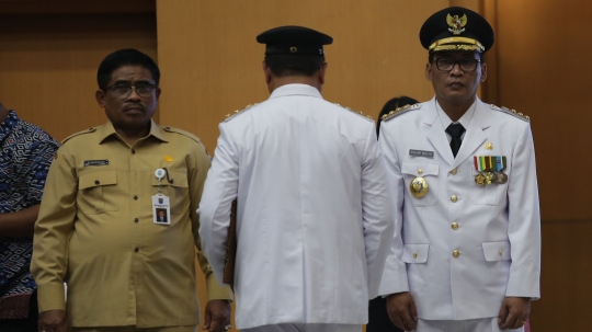 Ekspresi Syahri Mulyo dinonaktifkan usai dilantik sebagai Bupati Tulungagung