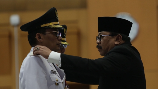 Ekspresi Syahri Mulyo dinonaktifkan usai dilantik sebagai Bupati Tulungagung