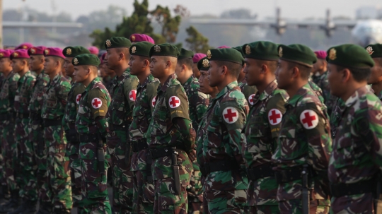 Tangani gempa dan tsunami, pasukan gabungan TNI diterbangkan ke Sulawesi Tengah