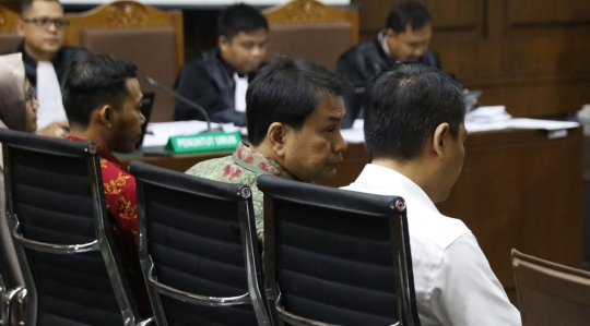 Aziz Syamsuddin dan Fayakhun bersaksi dalam sidang keponakan Setya Novanto