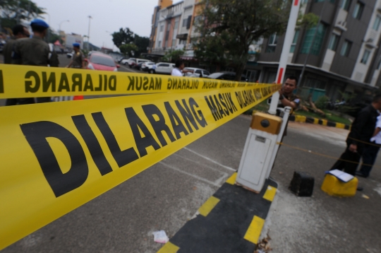 Tak berizin, lahan parkir di Tangerang Selatan disegel