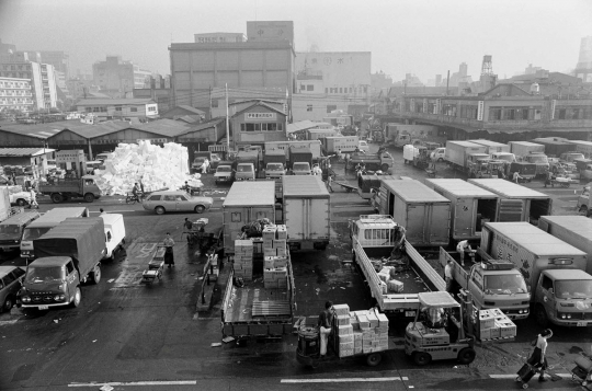 Tsukiji, pasar ikan bersejarah di Jepang yang terancam digusur