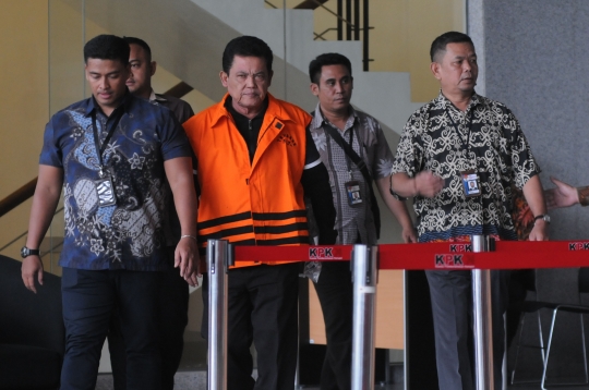 Jumat keramat, Wali Kota Pasuruan ditahan KPK